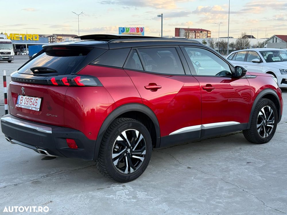 Peugeot 2008 1.2 L PureTech STT EAT8 GT Line - 5