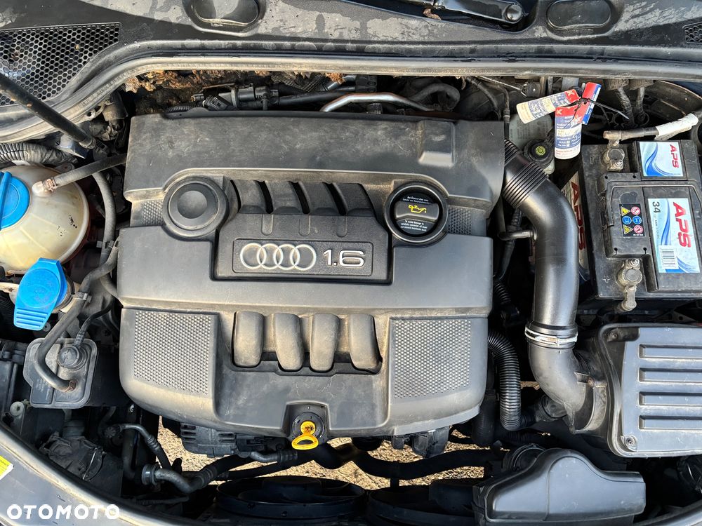 Audi A3 3-drzwiowe 1.6 Ambiente - 9