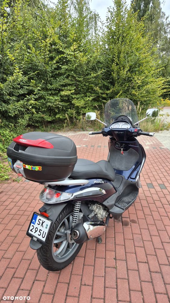 Piaggio Beverly - 3