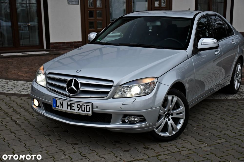 Mercedes-Benz Klasa C 200 7G-TRONIC Avantgarde Edition - 14