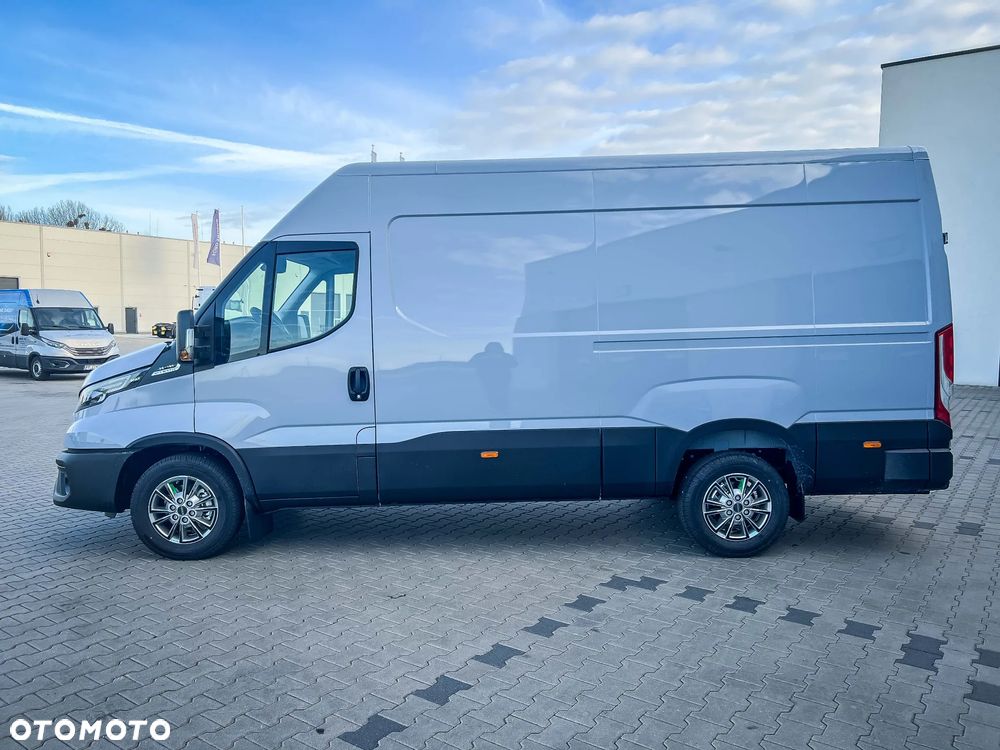 Iveco DAILY - 26
