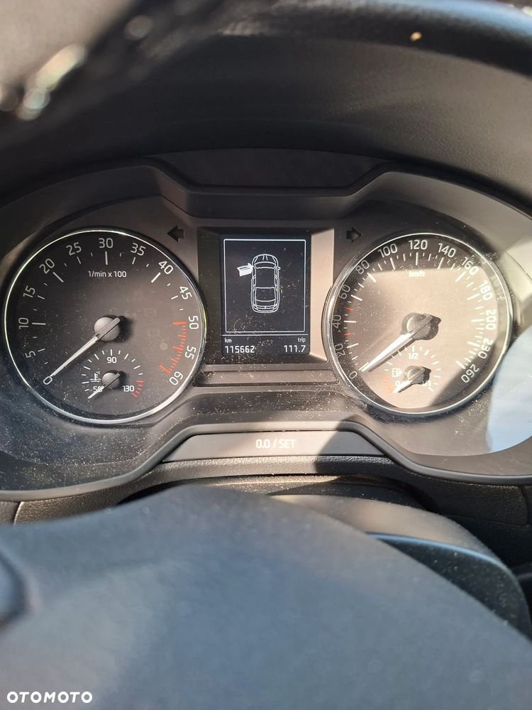 Skoda Octavia 1.6 TDI Ambition - 4