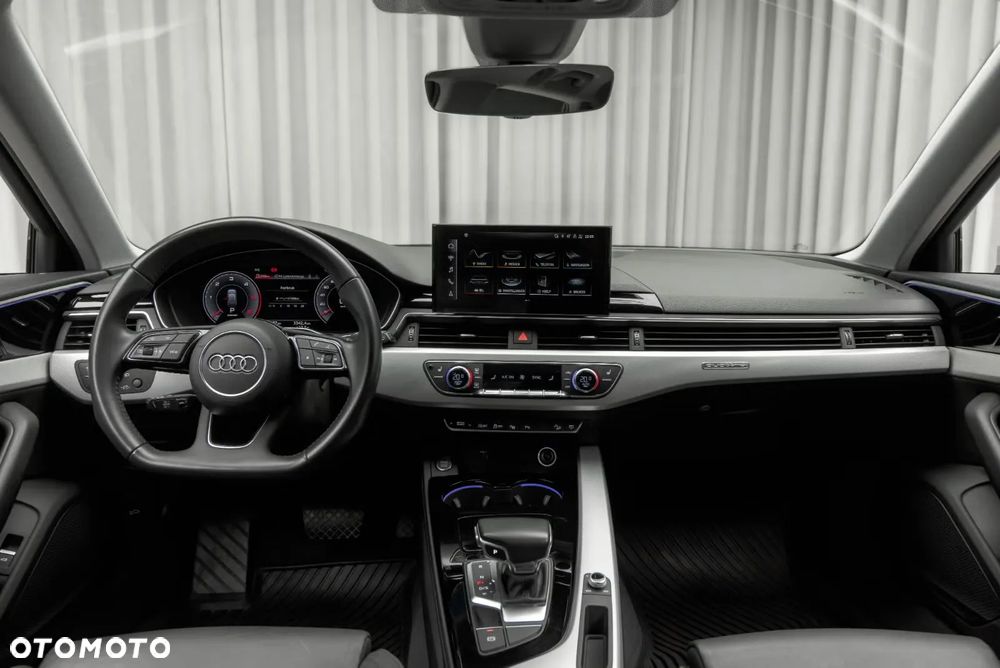 Audi A4 Allroad - 12