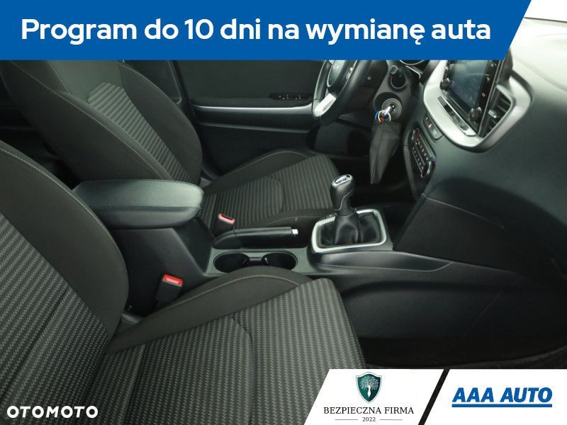 Kia Ceed - 9