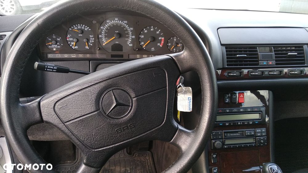 Mercedes-Benz CL - 4