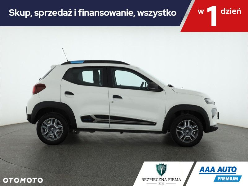 Dacia Spring - 7