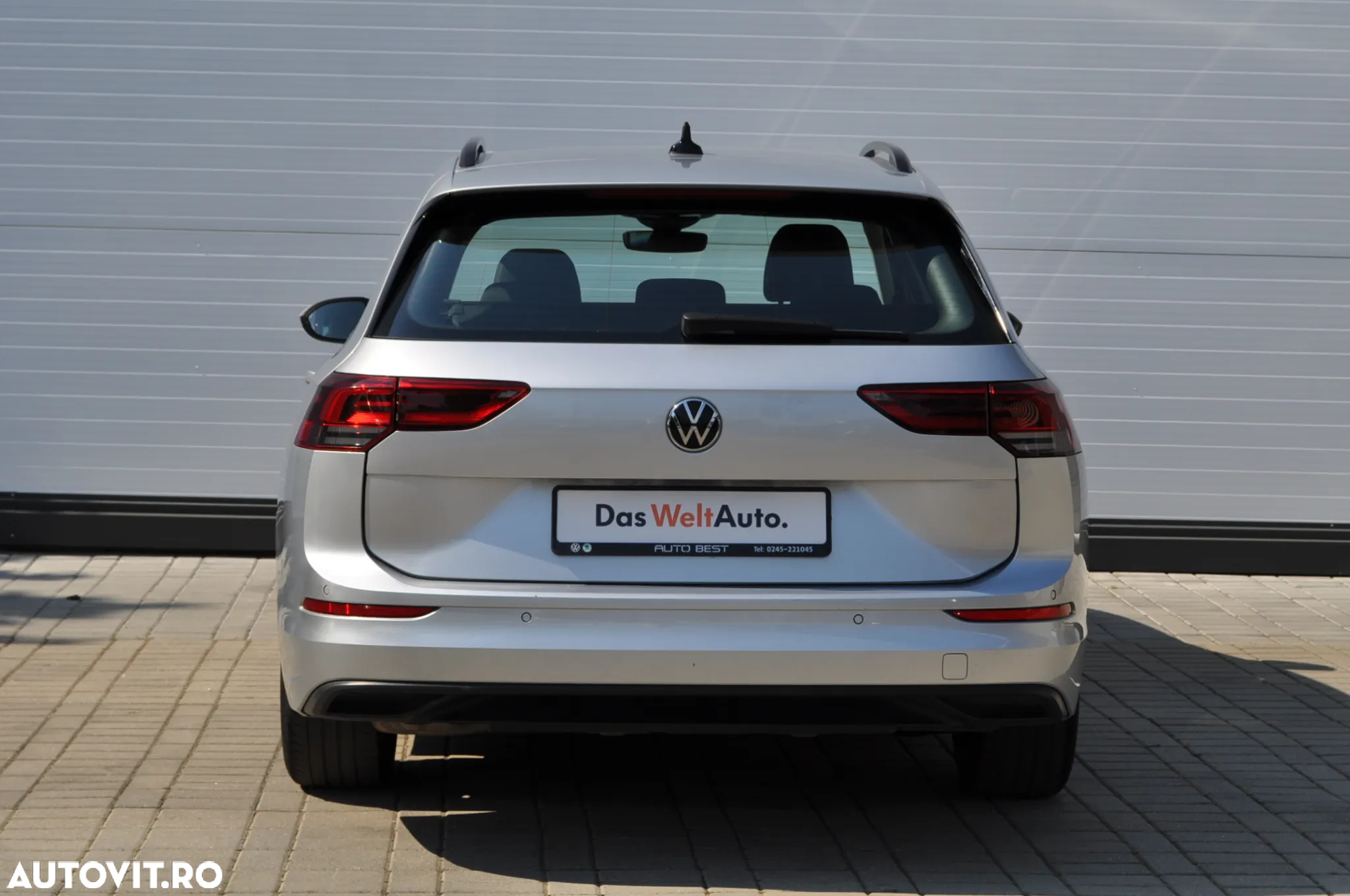 Volkswagen Golf 2.0 TDI SCR DSG Life - 8