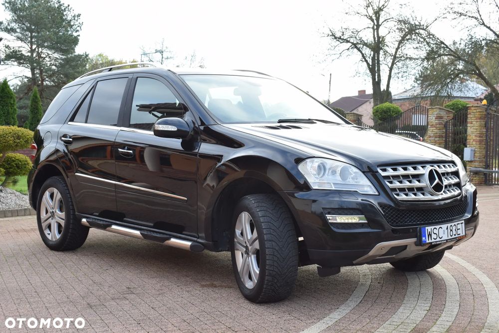 Mercedes-Benz ML - 15