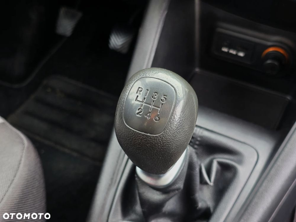 Kia Venga - 29