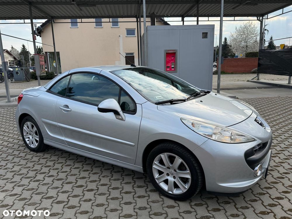Peugeot 207 CC 1.6 Sport - 11