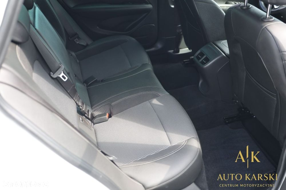 Opel Insignia - 23