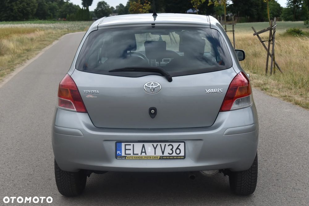 Toyota Yaris 1.33 VVT-i Life - 12