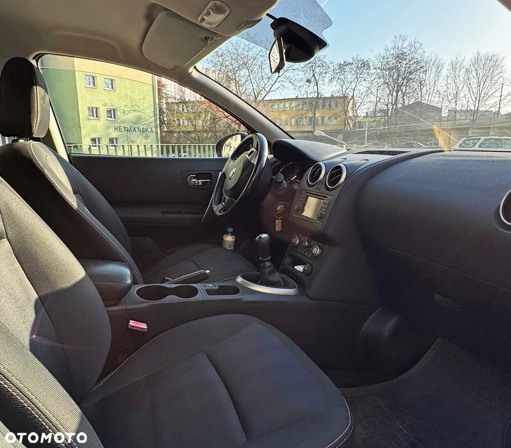Nissan Qashqai - 10