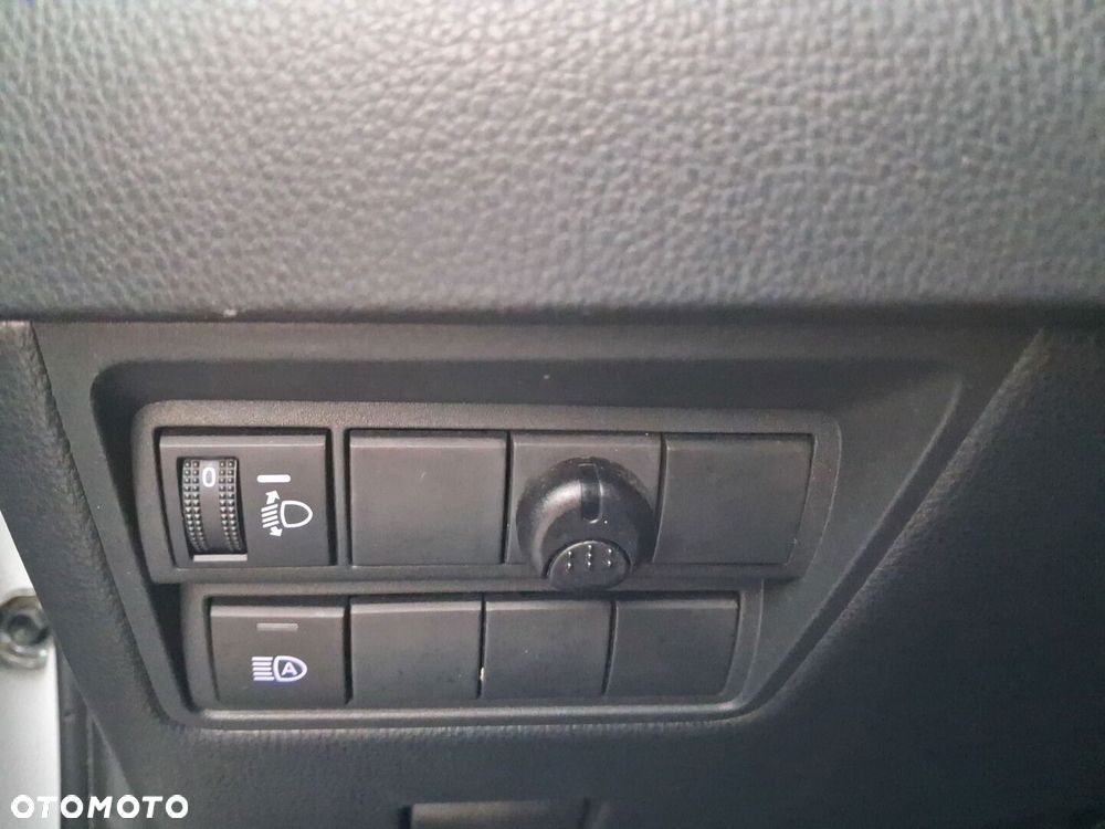 Toyota Yaris 1.5 Comfort - 22