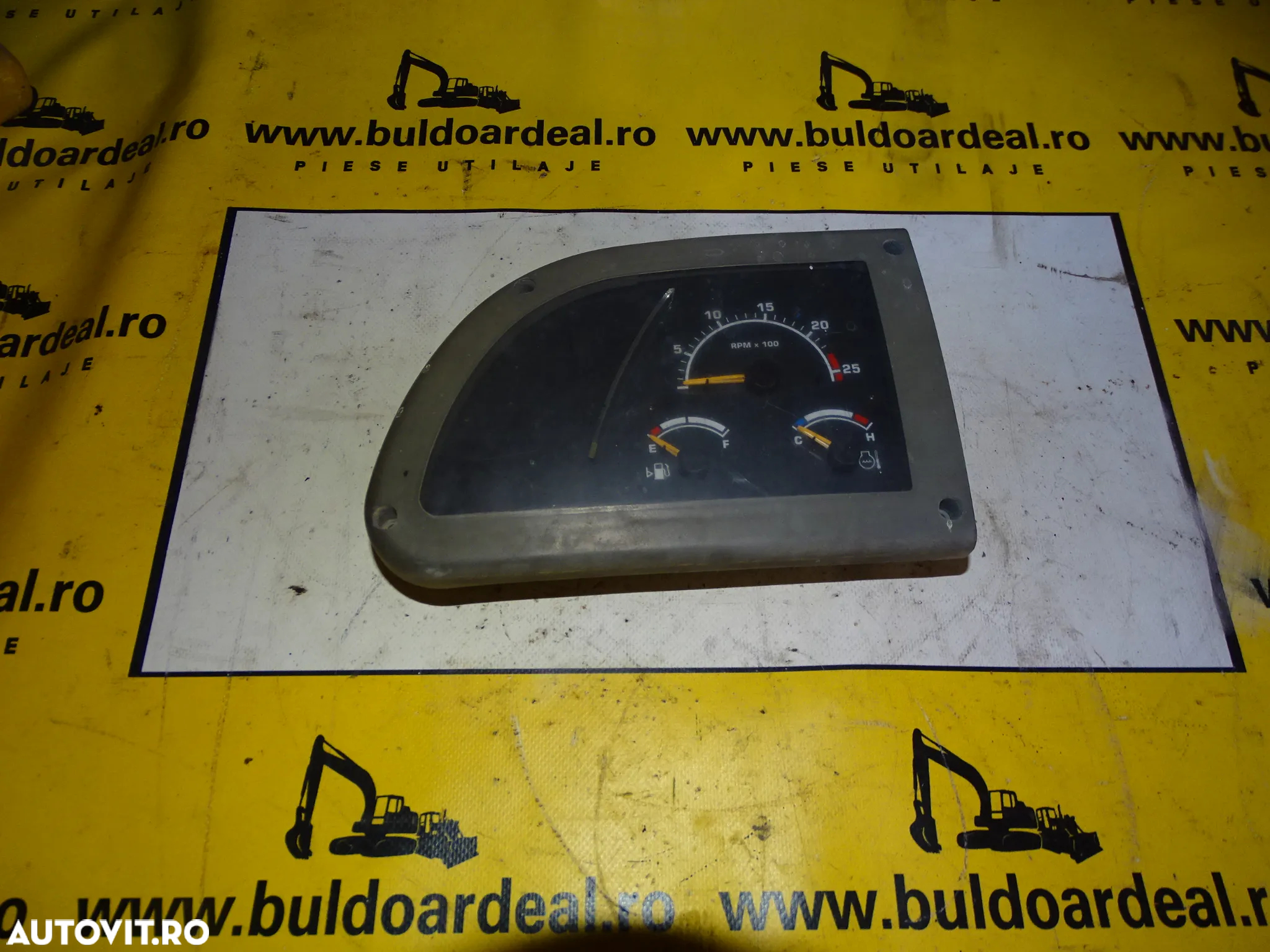 CEAS BORD TEREX - 2