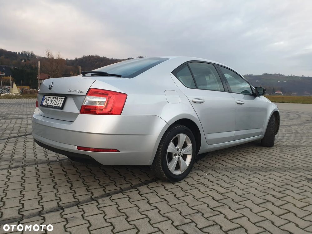 Skoda Octavia 1.4 TSI Ambition - 3