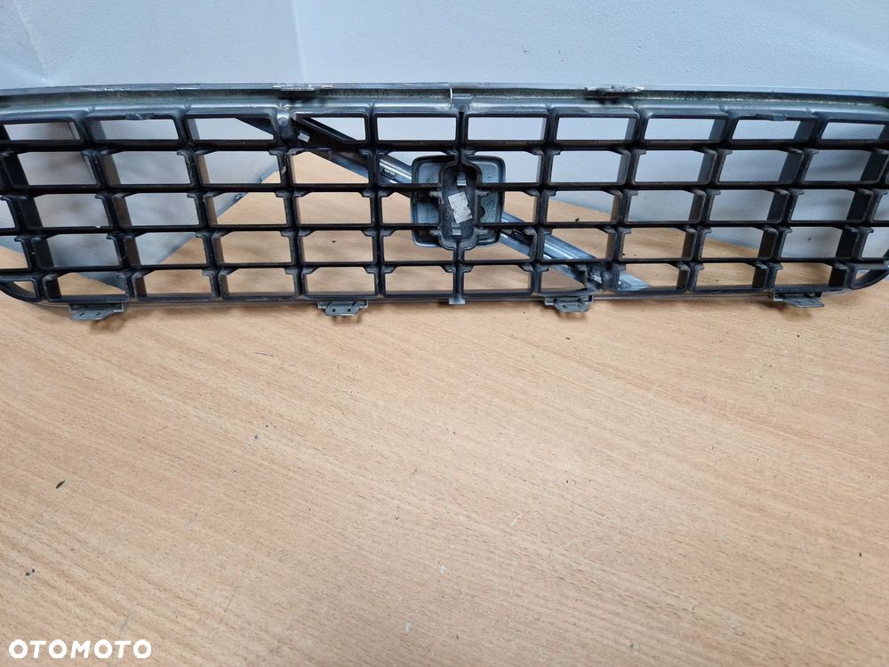 GRILL ATRAPA PLASTER MIODU VOLVO V50 S40 04-07 - 6