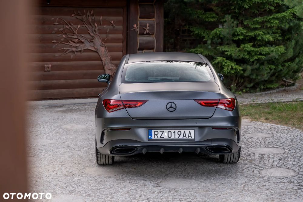 Mercedes-Benz CLA 180 AMG Line 7G-DCT - 7