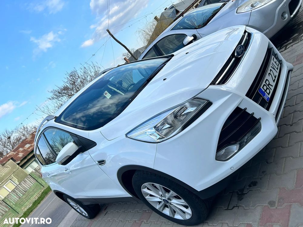 Ford Kuga 2.0 TDCi 4x4 Aut. Titanium - 4