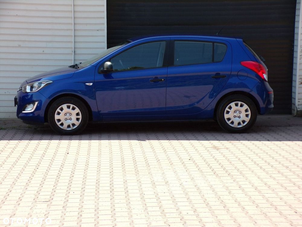 Hyundai i20 - 17