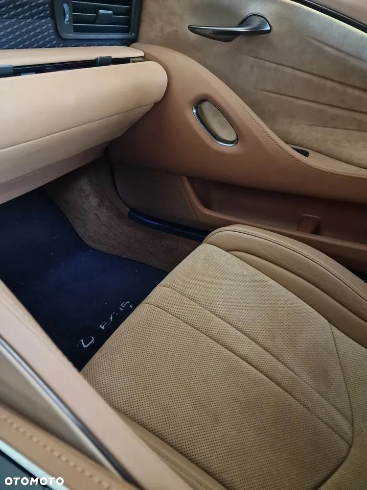 Lexus LC 500 Superturismo - 19
