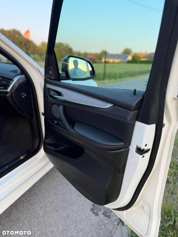 BMW X5 xDrive40d - 11