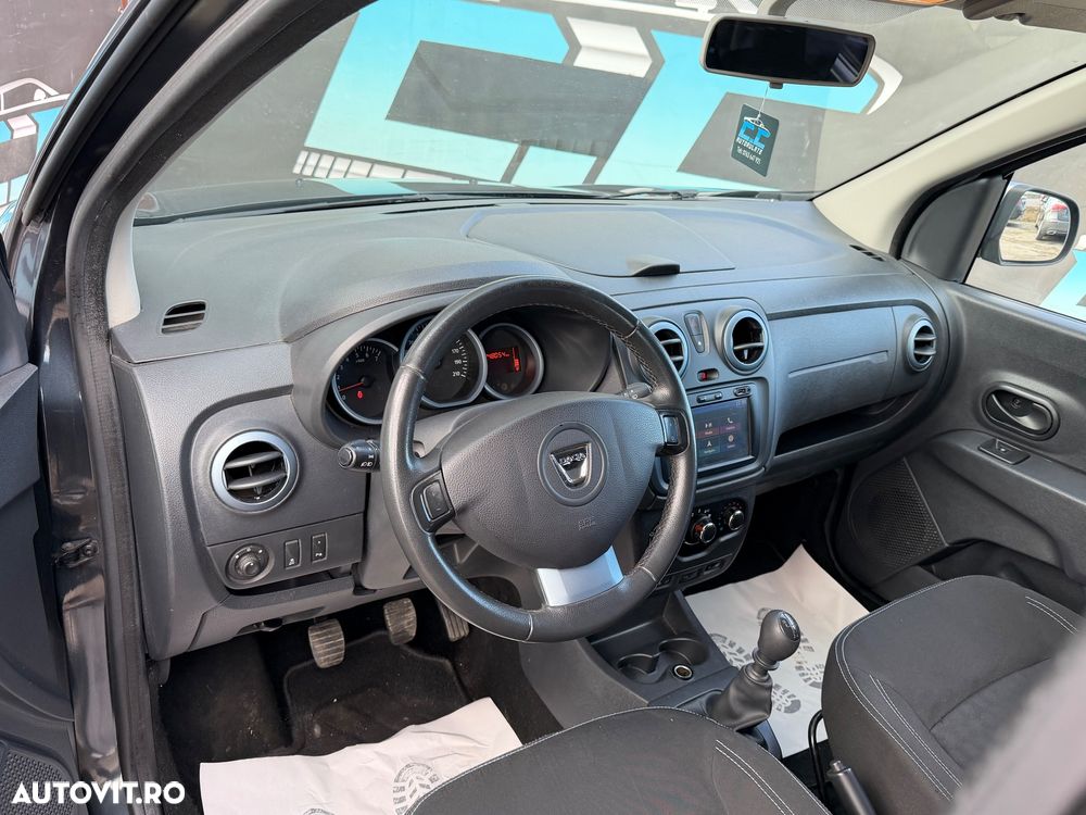 Dacia Lodgy 1.5 dCi Stepway - 11