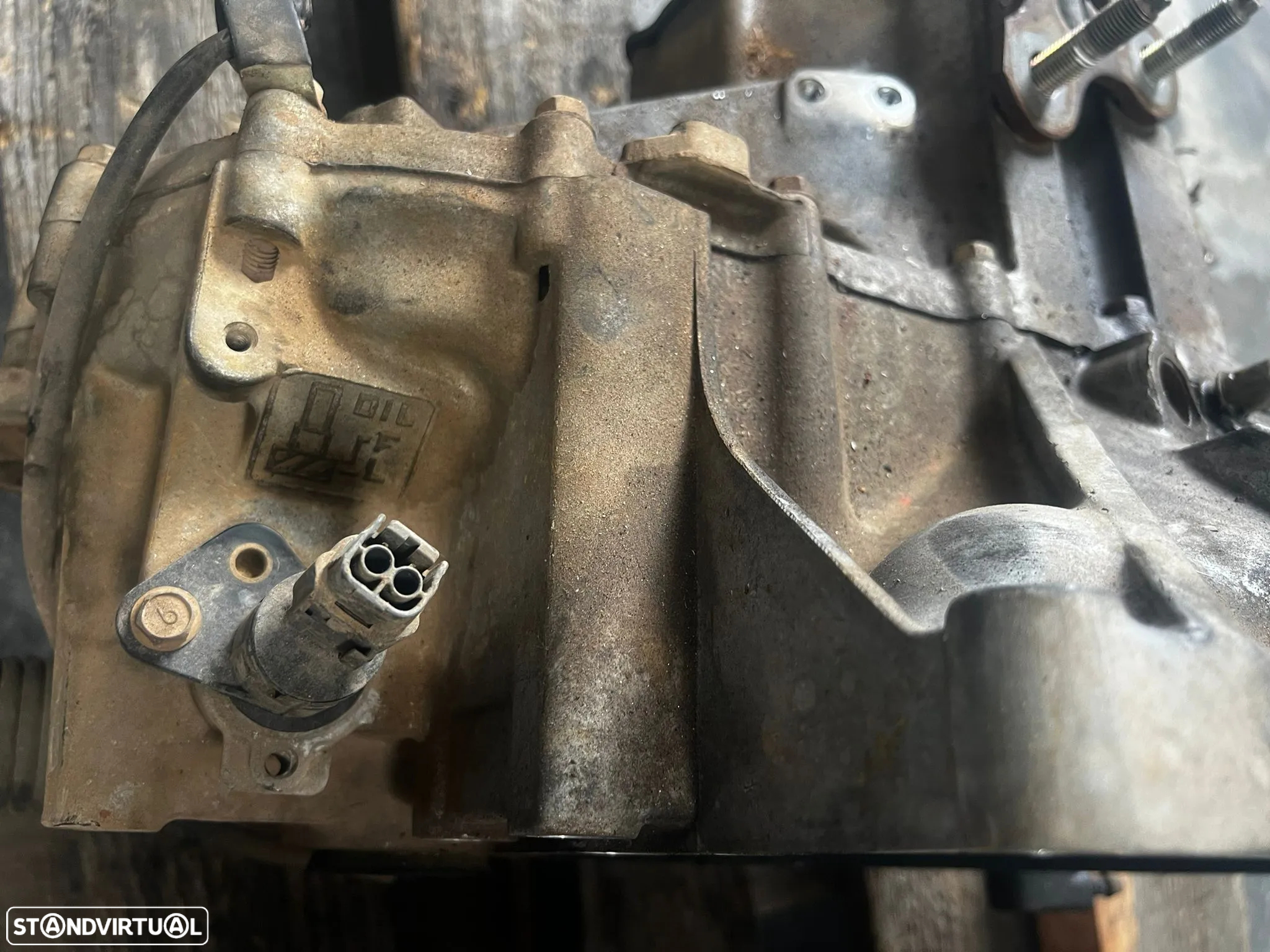 Caixa velocidades Mazda 323 1.6i 16v 5v - 5
