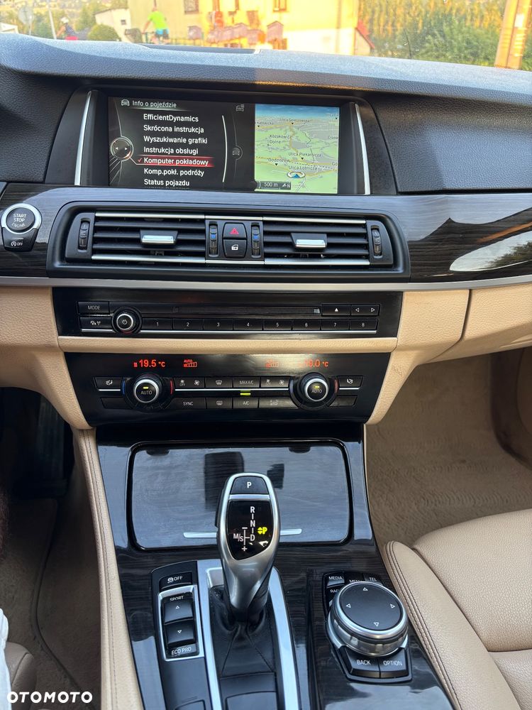 BMW Seria 5 530d xDrive Luxury Line - 19