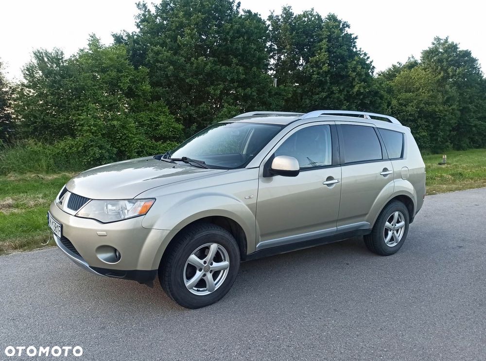 Mitsubishi Outlander 2.0 DID Intense - 3