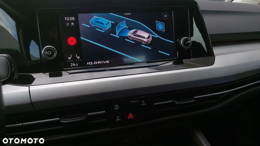 Volkswagen Golf VIII 1.5 TSI EVO Life - 26