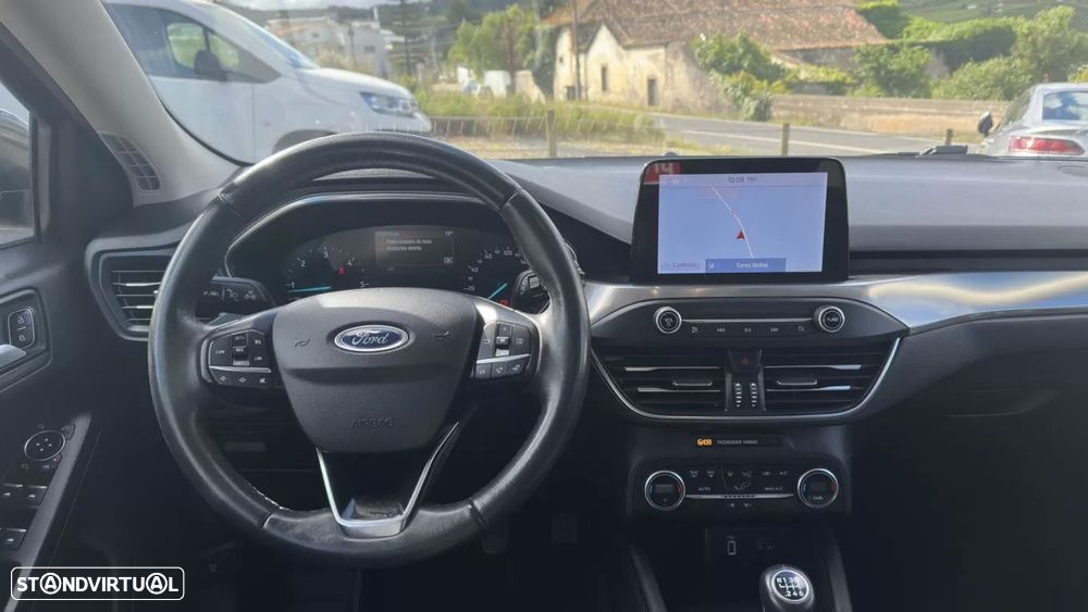 Ford Focus SW 1.5 TDCi EcoBlue Titanium - 9