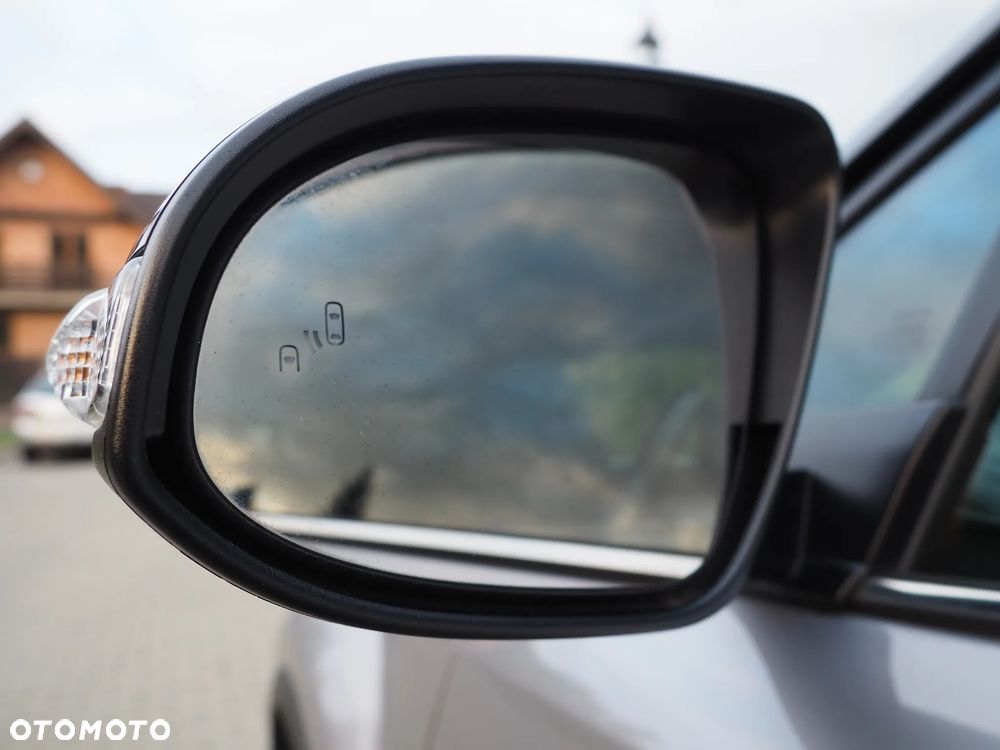 Toyota C-HR 1.2 T Premium CVT 4x4 - 25