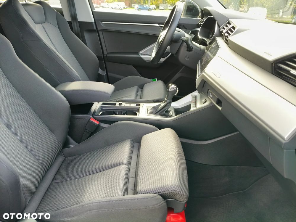 Audi Q3 40 TFSI quattro S tronic - 11