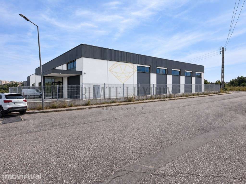 Armazém com 838 m² em Localização Estratégica Vialonga - Grande imagem: 3/20