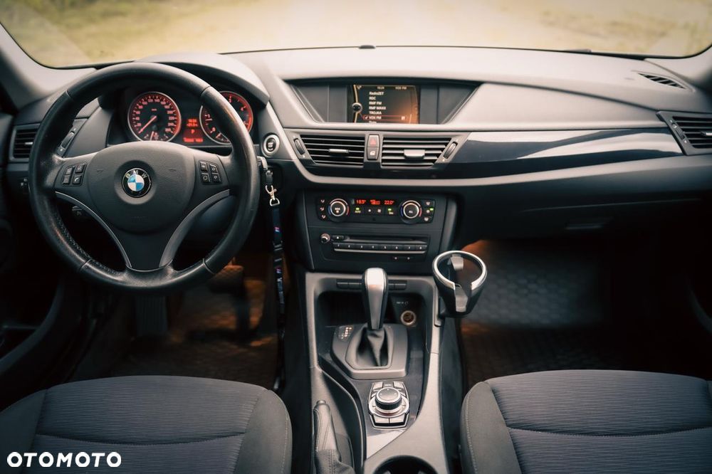 BMW X1 - 16