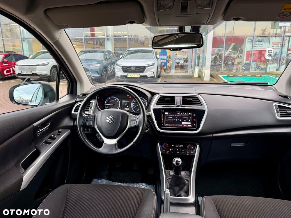 Suzuki SX4 S-Cross 1.0 T Premium - 10