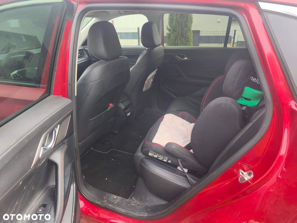 MG HS 1.5 T-GDI Exclusive DCT - 6