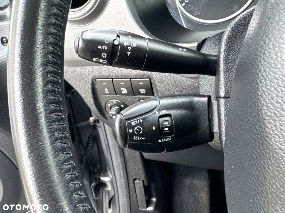 Citroën Berlingo Multispace BlueHDi 120 S&S SHINE - 30