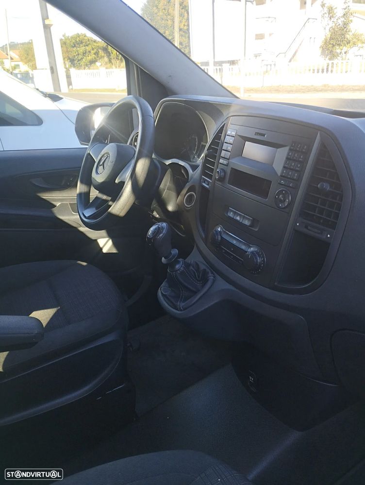 Mercedes-Benz Vito Extra-Longa SHUTTLE - 12
