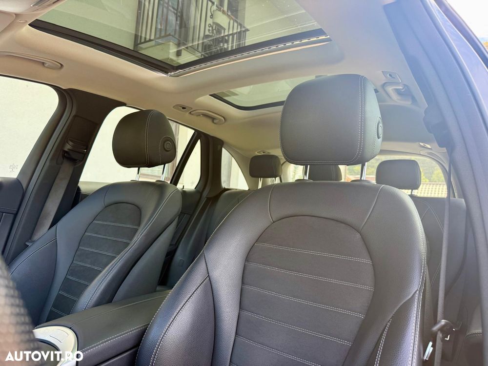 Mercedes-Benz GLC 300 de 4Matic 9G-TRONIC AMG Line - 12
