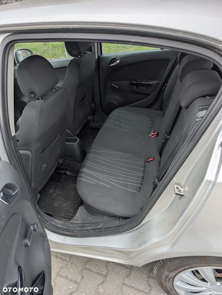 Opel Corsa - 4