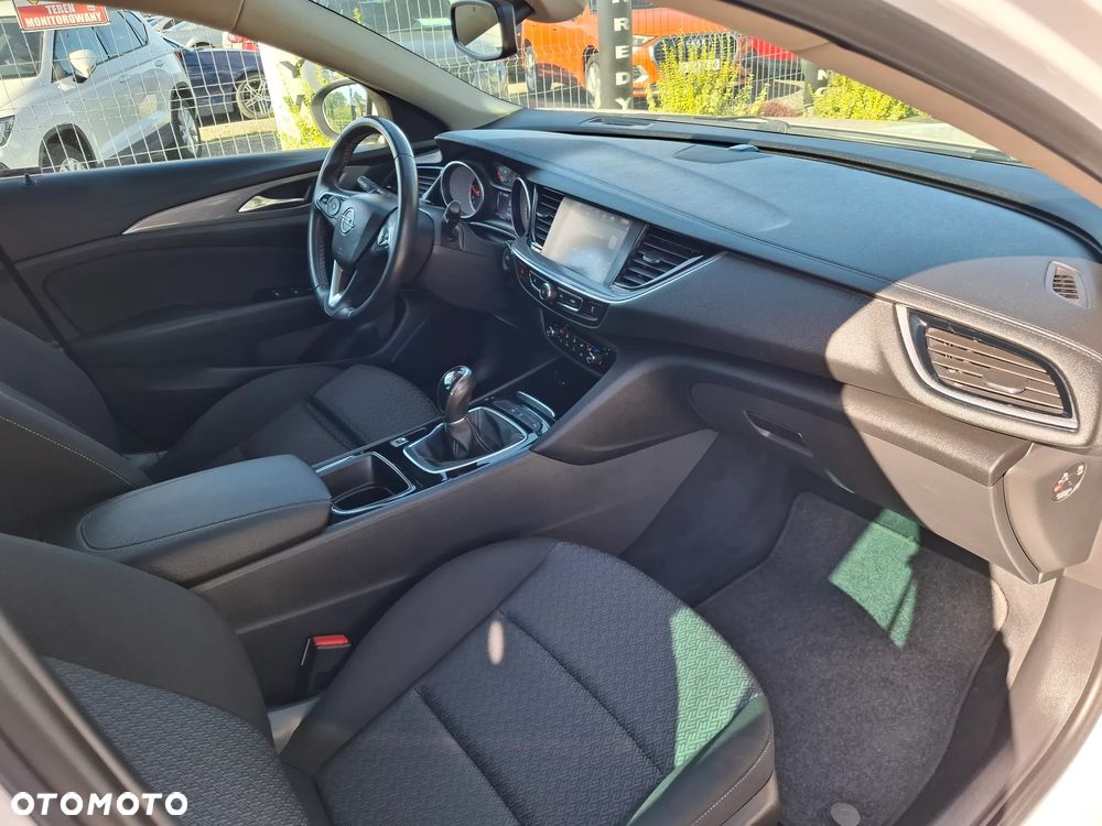 Opel Insignia - 28