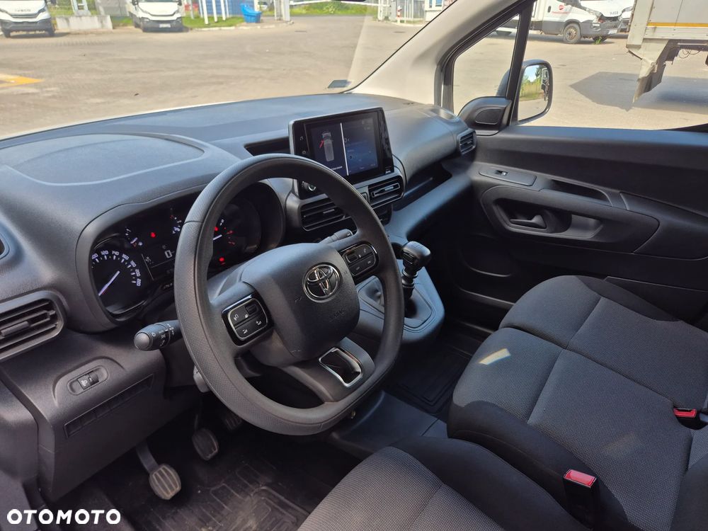 Toyota PROACE CITY L1H1 - 16
