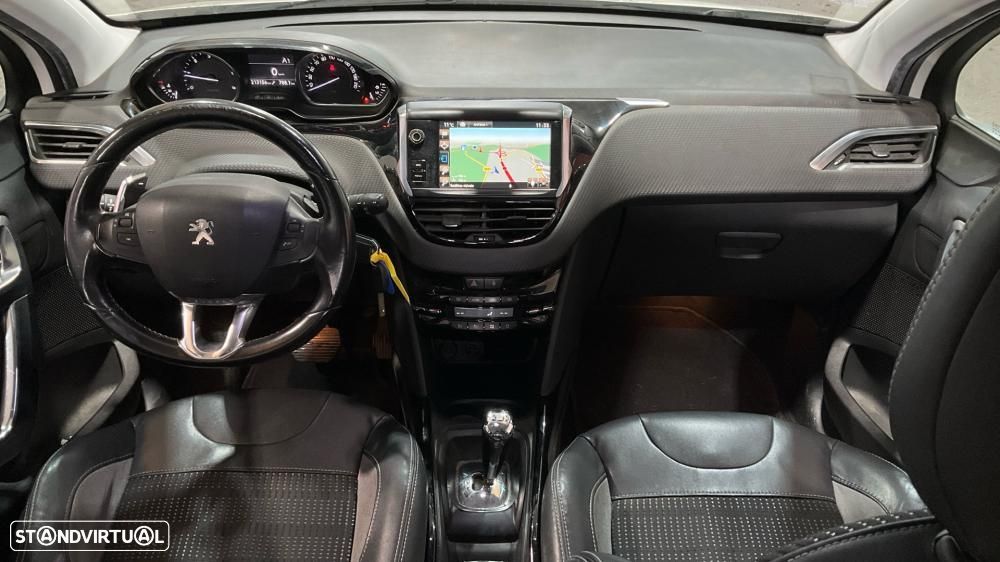 Peugeot 2008 1.6 e-HDi Allure 2-Tronic - 3