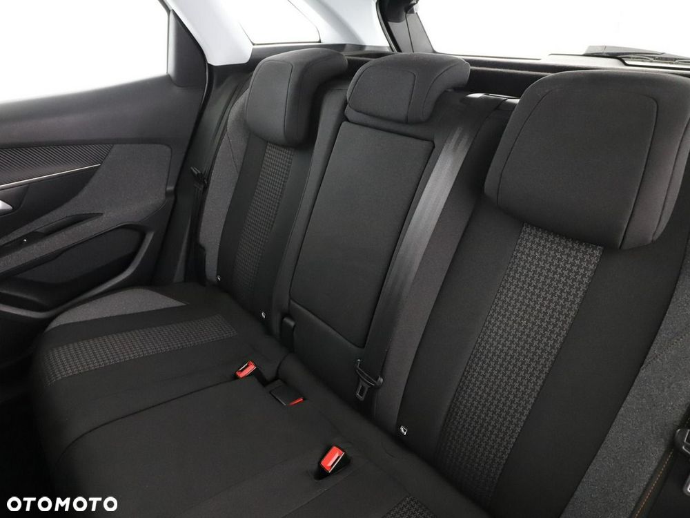 Peugeot 3008 1.5 BlueHDi Active S&S - 18