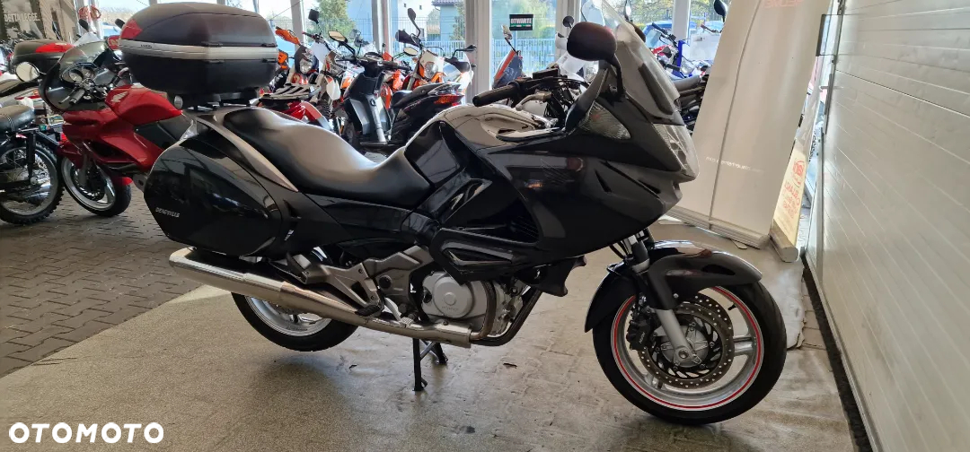Honda NTV - 34