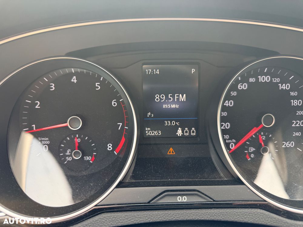 Volkswagen Passat 1.5 TSI ACT DSG Comfortline - 9