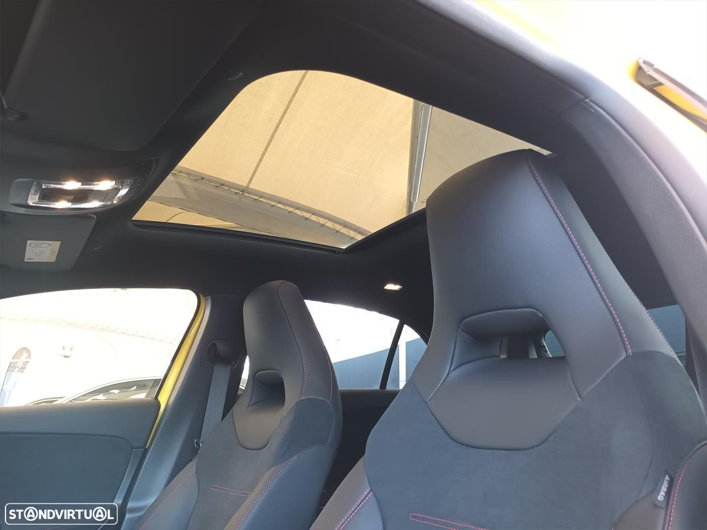Mercedes-Benz A 250 e AMG Line - 14