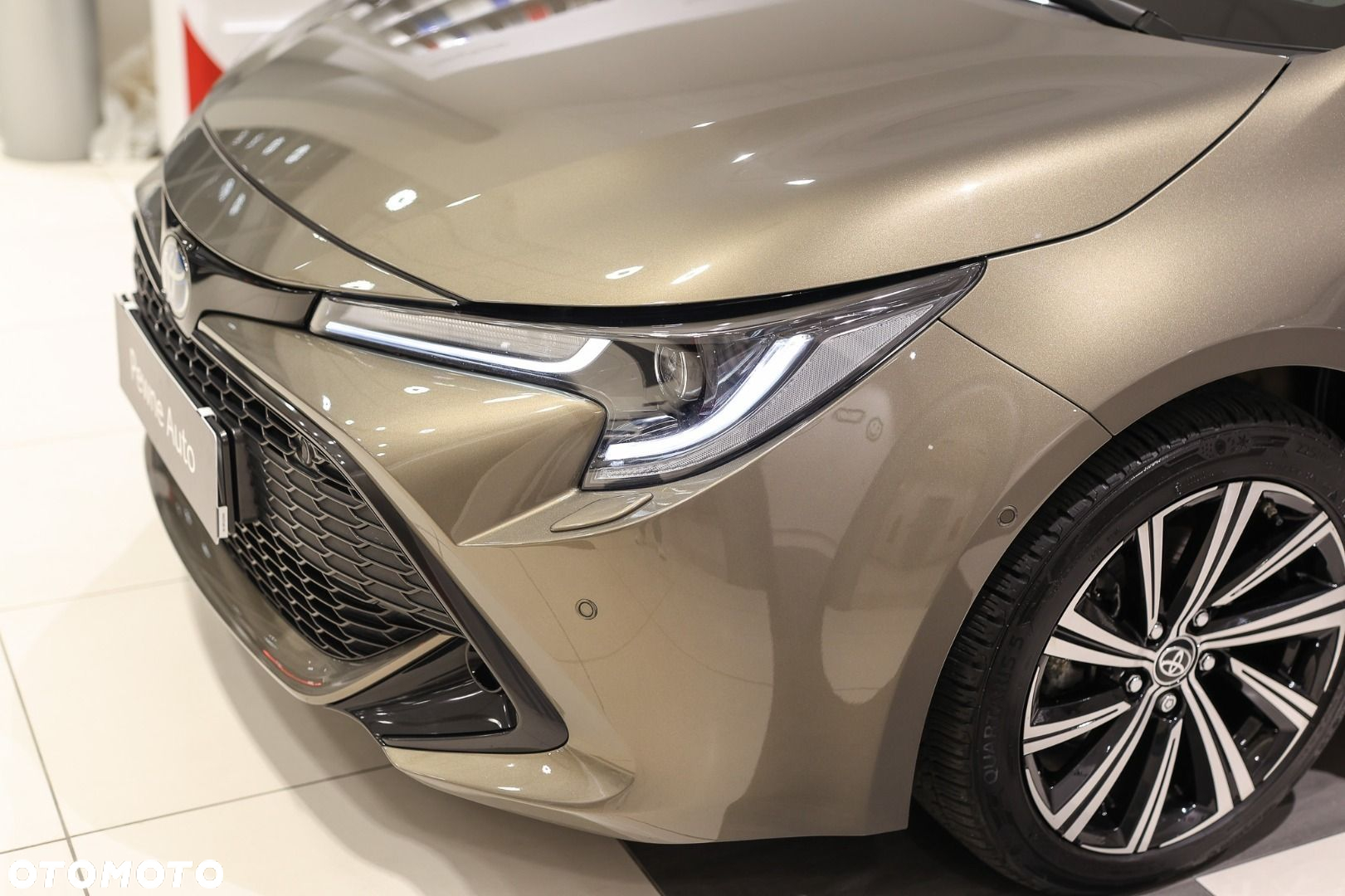 Toyota Corolla - 12